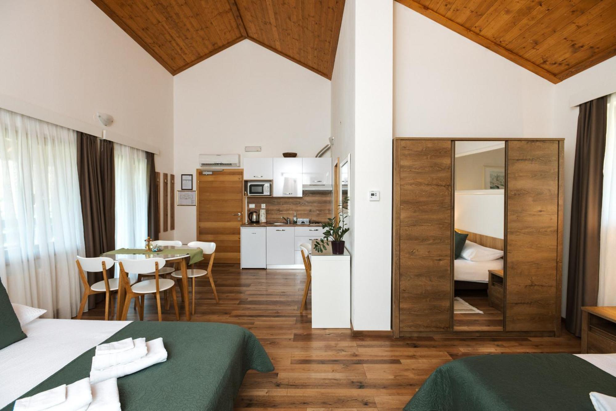 B&B Apartments Buric Plitvice Lakes Plitvička Jezera المظهر الخارجي الصورة